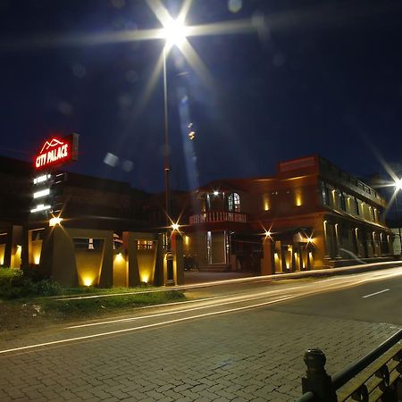 أوتي Hotel City Palace المظهر الخارجي الصورة