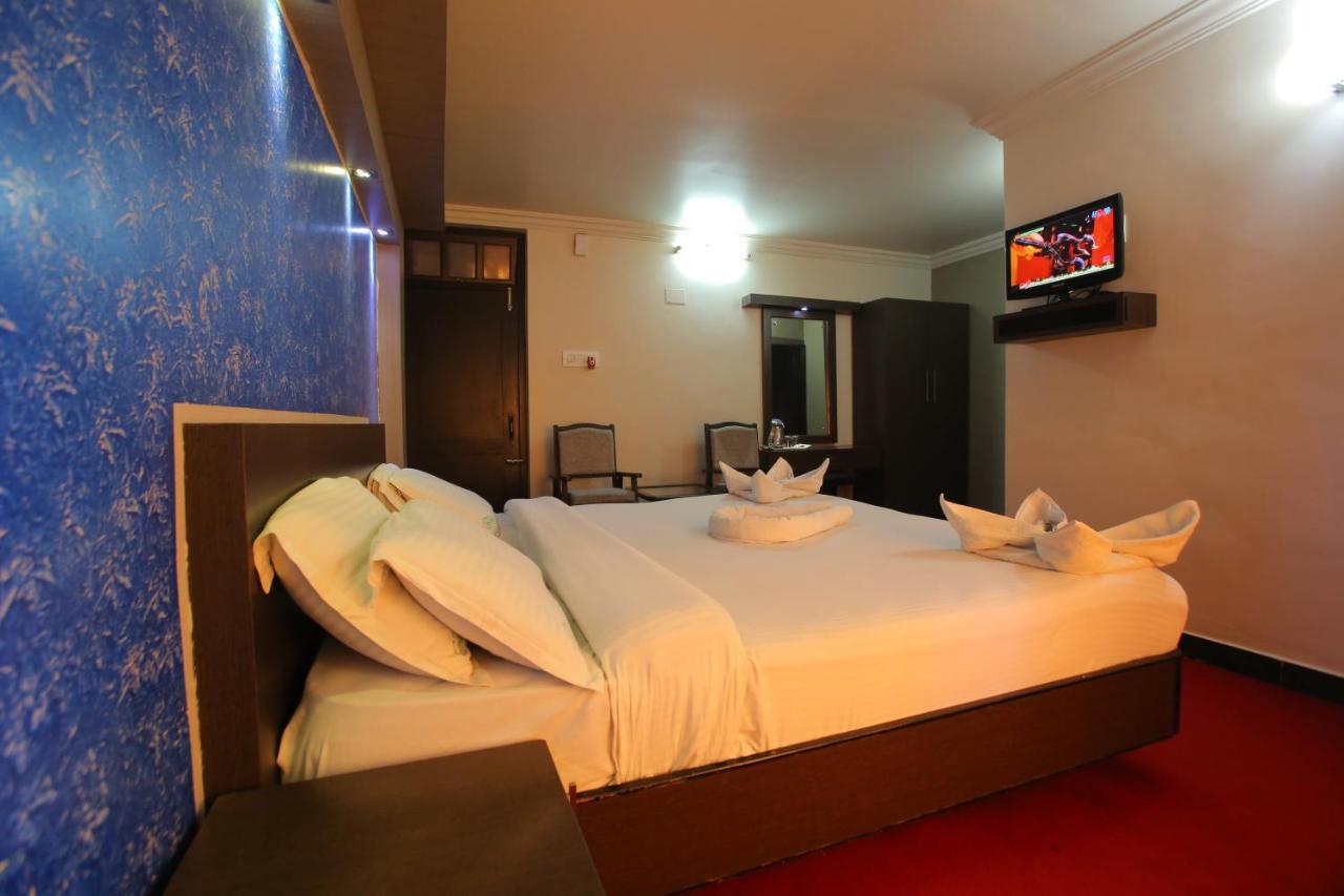 أوتي Hotel City Palace المظهر الخارجي الصورة