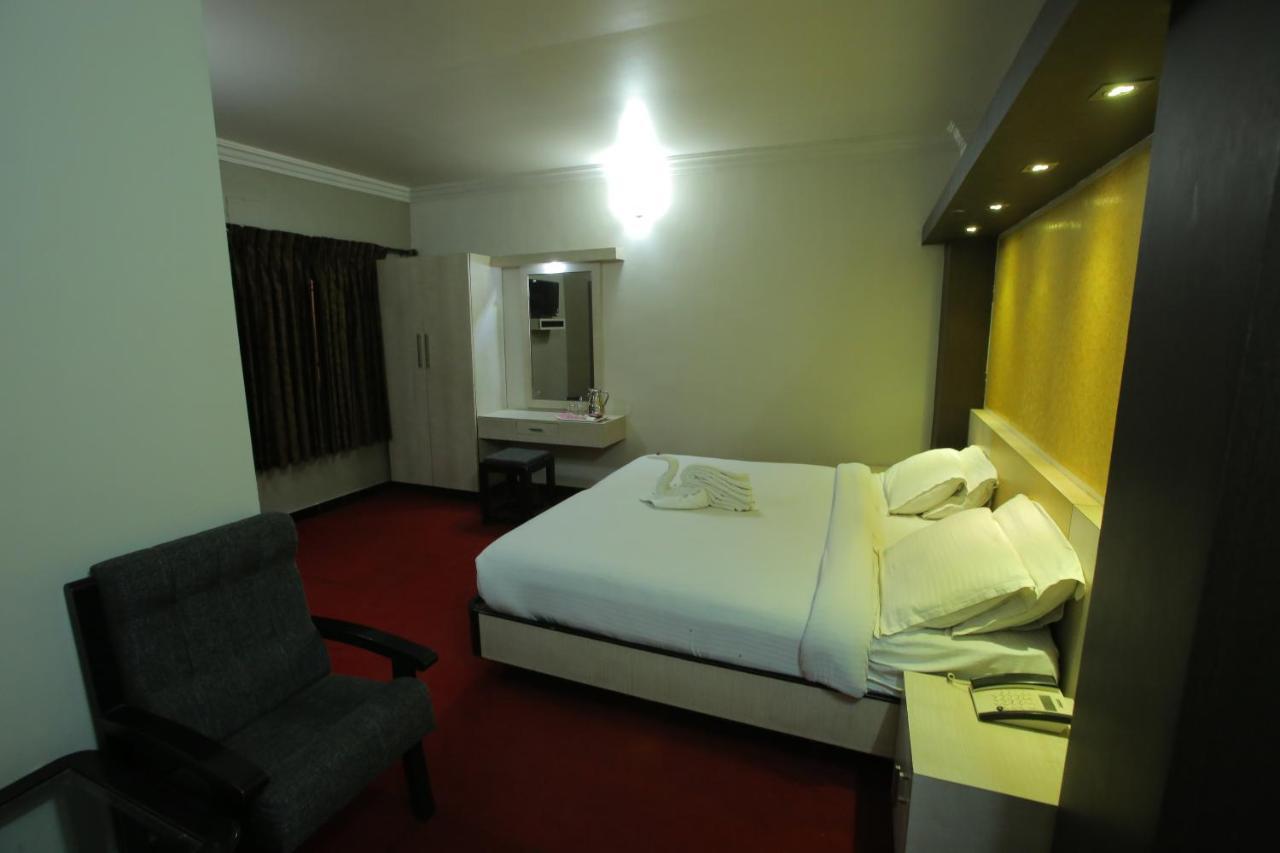 أوتي Hotel City Palace المظهر الخارجي الصورة