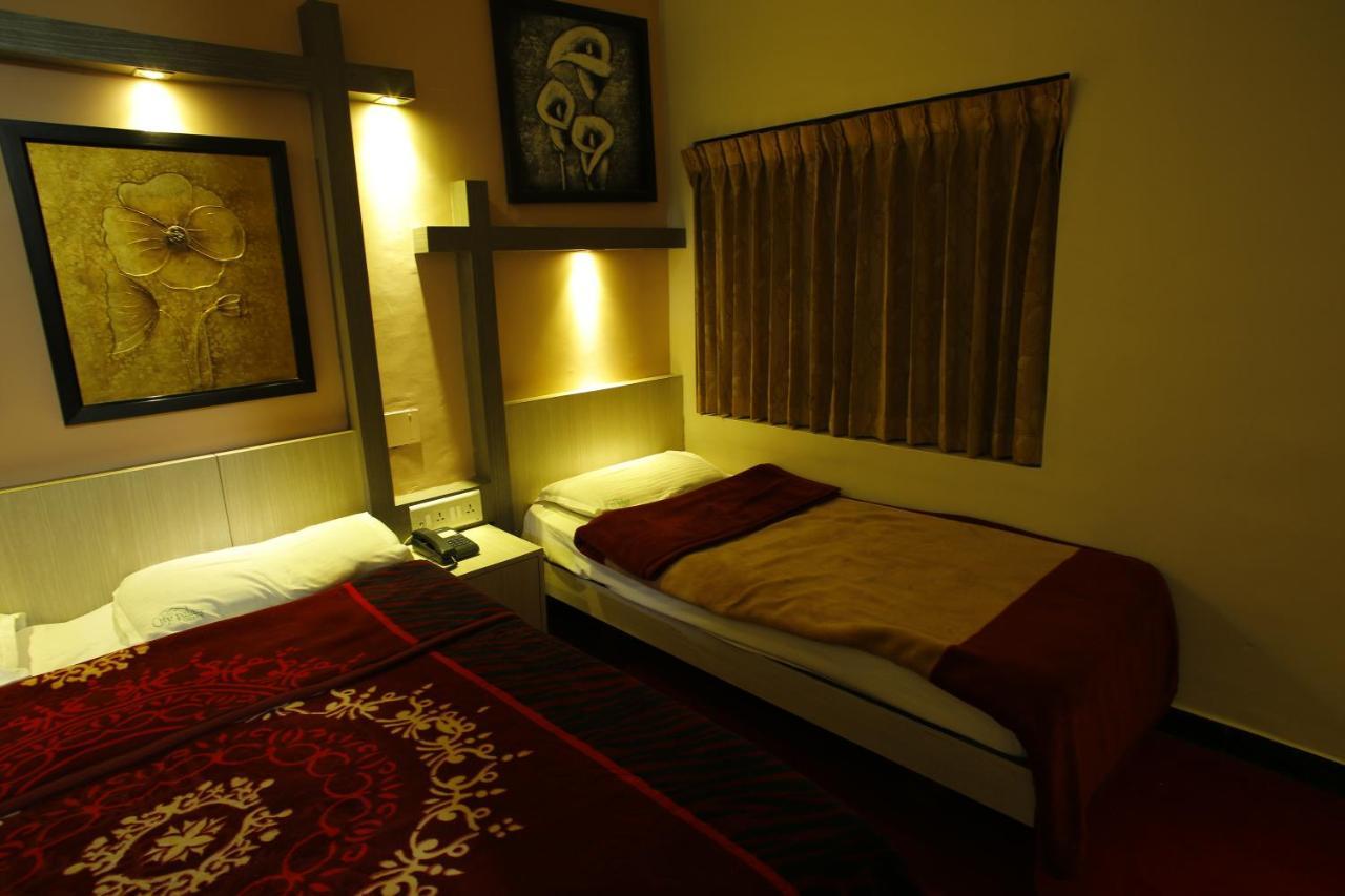 أوتي Hotel City Palace المظهر الخارجي الصورة